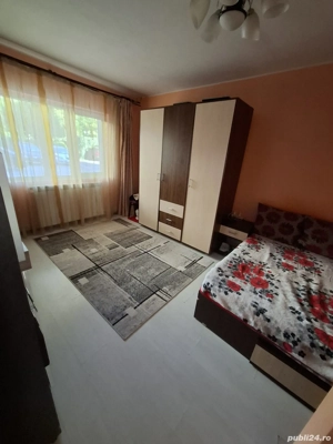 Inchiriez apartament cu o camera pe perioada sărbătorilor 