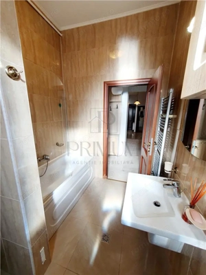 MEDICINA - 3 CAM - SPATIOS - GARAJ IN CF - BOXA - CENTRALA PROPRIE AC - ZONA SUPERBA - imagine 15