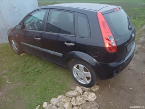 Dezmembrez Ford Fiesta 1.4 tdci 2006 - imagine 3