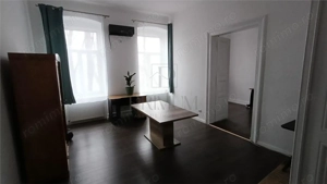 SEMICENTRAL - ETAJ 1 - RENOVAT - 3 CAMERE - CENTRALA PROPRIE -  CLIMA - BOXA