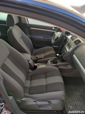 Vând golf 5 United - imagine 2