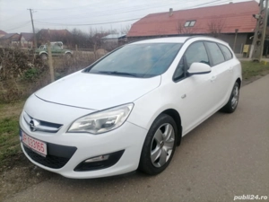 Opel Astra J 1.7 diesel, 110 CP, fabr 2011