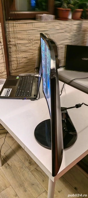 Monitor Samsung Curbat 24'' CF390 - imagine 4