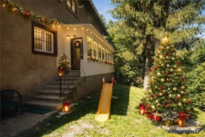 Apartament la casa, curte si acces propriu, loc parcare, Parcul Central, Brasov