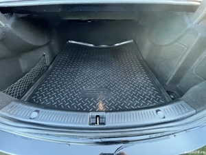 Mercedes-Benz E220d înmatriculat Interior Luxury, semi-piele, deosebit - imagine 9