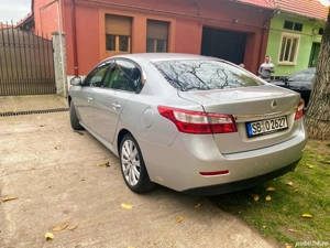 Renault Latitude 2.0 dCi Initiale - imagine 9