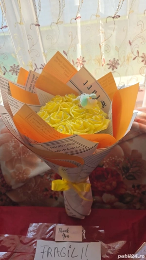 Buchet trandafiri din spumă 