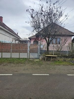 Casă / Vilă cu 5 camere de vânzare, Sarasau - imagine 2