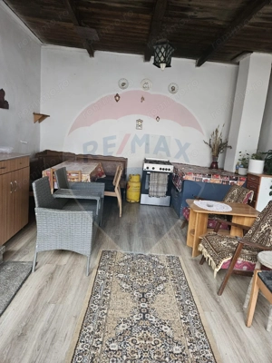 Casă / Vilă cu 5 camere de vânzare, Sarasau - imagine 12