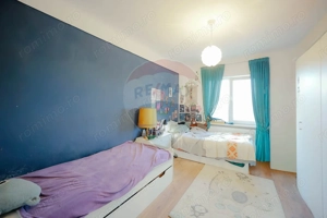 De vânzare apartament cu 2 camere, parter, parcare inclusă, central - imagine 5