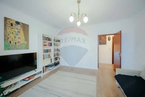 De vânzare apartament cu 2 camere, parter, parcare inclusă, central - imagine 10