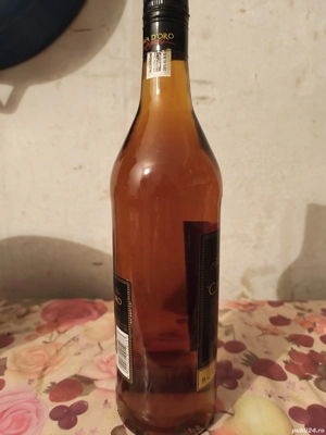 vand coniac de casa din vin ars si 100% fructe bio .