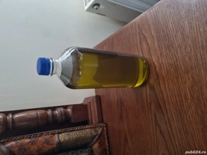 Ulei de măsline extravirgin 100% natural.