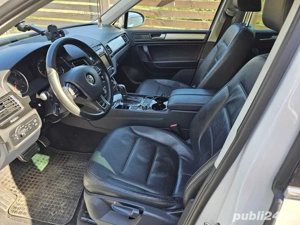 Volkswagen Touareg R-Line 3.0TDI 245cp, 4x4, 2012 - imagine 3