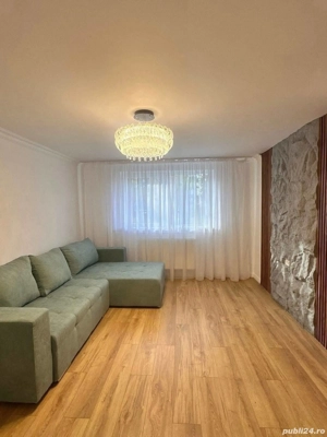 De vanzare apartament cu 2 camere, complet renovat, mobilat și utilat, 56.000 euro