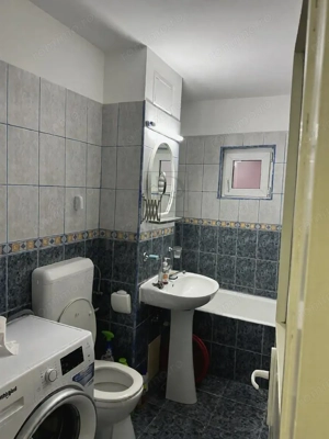 GIROCULUI - PARTER INALT - 3 CAMERE - 2 BAI - BALCON - CENTRALA PROPRIE - CLIMA - BOXA - imagine 9