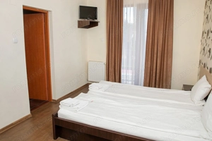 Pensiune, teren 4.460 mp, Hidișelul de Jos, Bihor. 685.000 Euro (neg). - imagine 27