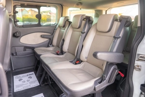 Ford Turneo custom - imagine 9