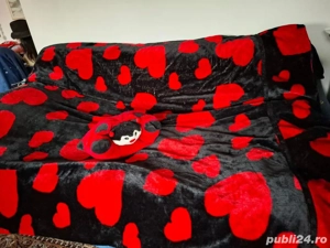 Patura  rosie cu oerna  fantesy 2.00 2.20 m - imagine 3