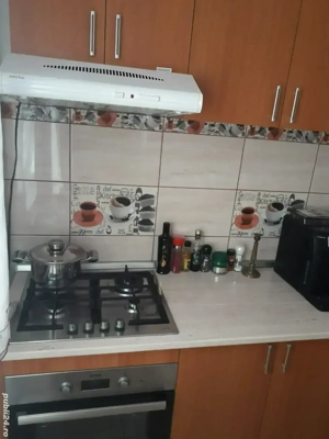 Proprietar inchiriez apartament cu 1 camera Gh Lazar 