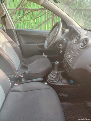 Vând Ford Fiesta 1.4 TDCI, ideala pentru incepatori, - imagine 2