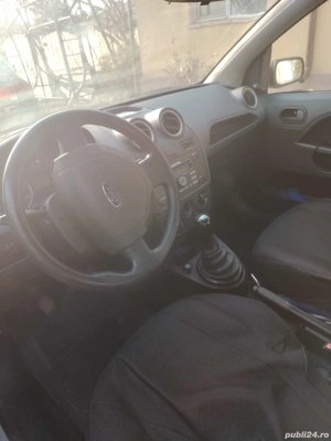 Vând Ford Fiesta 1.4 TDCI, ideala pentru incepatori, - imagine 4