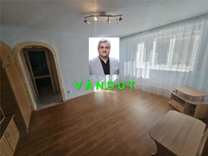 Resita, 2 Cam. Cf. 1, Et. 1, Bulevard, Micro 1