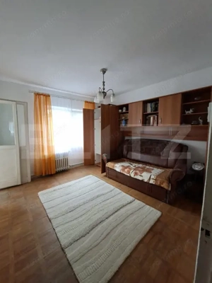 Apartament 2 camere luminos, cu farmec clasic
