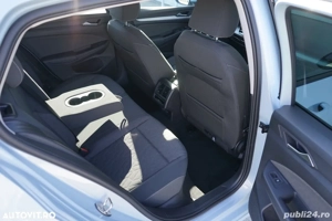 VW Golf   Advanced 2.0 TDI, 150CP, DSG, - în stare nouă - 9800 Km, an 2025, - imagine 5