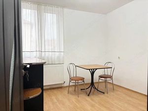 Apartament cu 3 camere de inchiriat pe strada Republicii, Oradea - imagine 16
