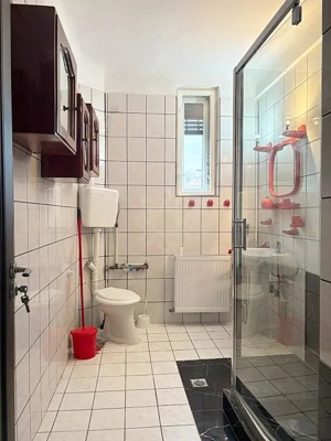 Apartament cu 3 camere de inchiriat pe strada Republicii, Oradea - imagine 8