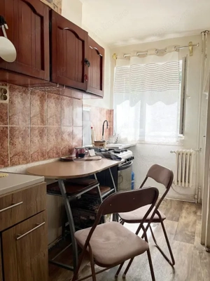 Apartament cu 3 camere de vanzare la etajul 2 in Nufarul - imagine 9