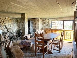 Casa pe deal din busteni, zona superba la 27 km de Oradea - imagine 15