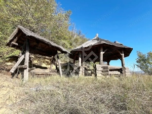 Casa pe deal din busteni, zona superba la 27 km de Oradea - imagine 18