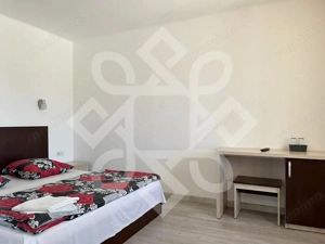 Pensiune cu 7 camere de vanzare in Baile 1 Mai - imagine 12