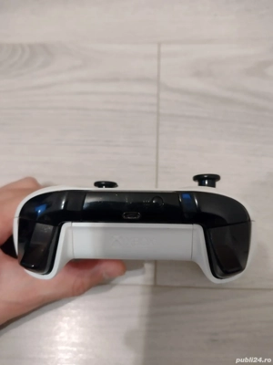 Vând Xbox One S cu 5 jocuri  un controller + bonus un controller - imagine 4