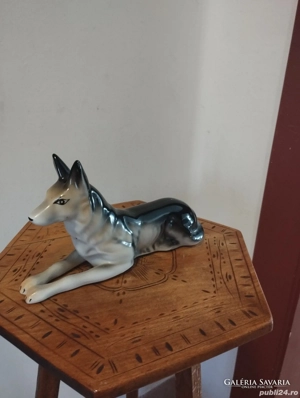 Vintage - Bibelou vechi - Caine lup german confectionat din portelan  Fara defecte  Stare de conserv