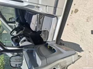 Mercedes Vito an 2009,2,2 Cdi, 5 locuri+ marfa 230000 km - imagine 2