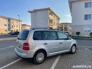 VW Touran 1.9 TDI 105 Cp Xenon Trapa Recent Adus  - imagine 8