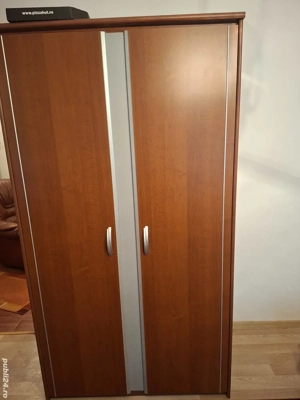 Dulap dormitor solid, cu raft superior și sertar   2 buc disponibile