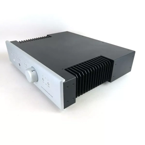 Bryston B135 Cubed ( 1900 EUR )