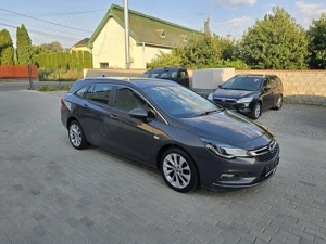 Opel Astra 1.6 CDTI DPF ecoFLEX Sports TourerStart Stop Edition - imagine 16