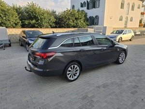 Opel Astra 1.6 CDTI DPF ecoFLEX Sports TourerStart Stop Edition - imagine 17