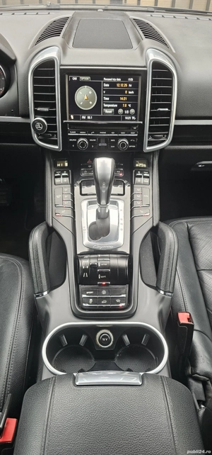 Porsche Cayenne Black Edition 3.0D 2013 4x4 Euro 5 întreținută Propietar  - imagine 4