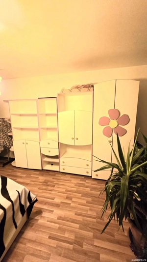 Set dormitor copii complet, 7 piese, alb & roz   stare impecabilă, ca nou