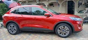 Ford kuga  plug in hybrid  2021