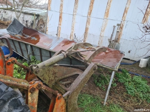 Vând ifron motor 65 cp și două tractoare U 650 - imagine 3