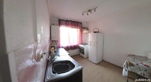 Vând apartament 2 camere, semidecomandat, et 3, Str. Minerilor, Tg-Jiu