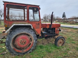 Vând ifron motor 65 cp și două tractoare U 650 - imagine 6