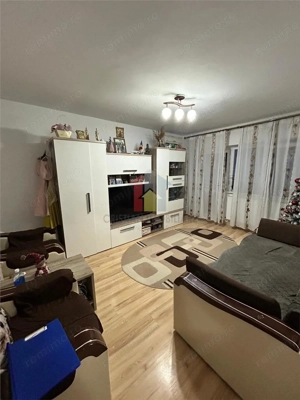 Ap. 3 cam conf 1 decomandat Radu Negru etaj 3, balcon de 7m